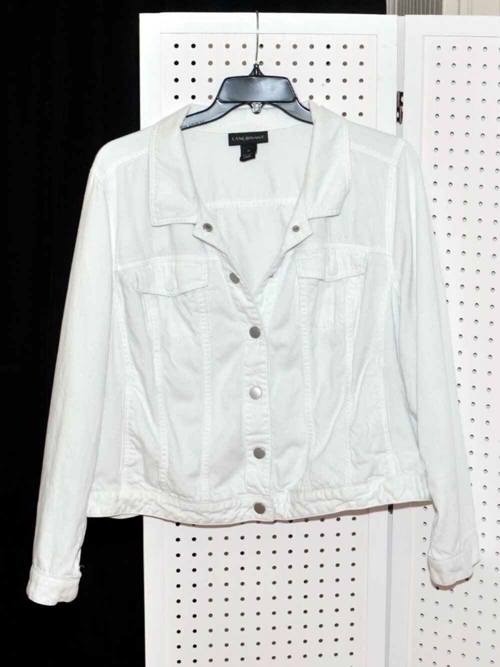 Plus Size 24 Lane Bryant White Lyocell Cotton Blend Denim Trucker Jacket
